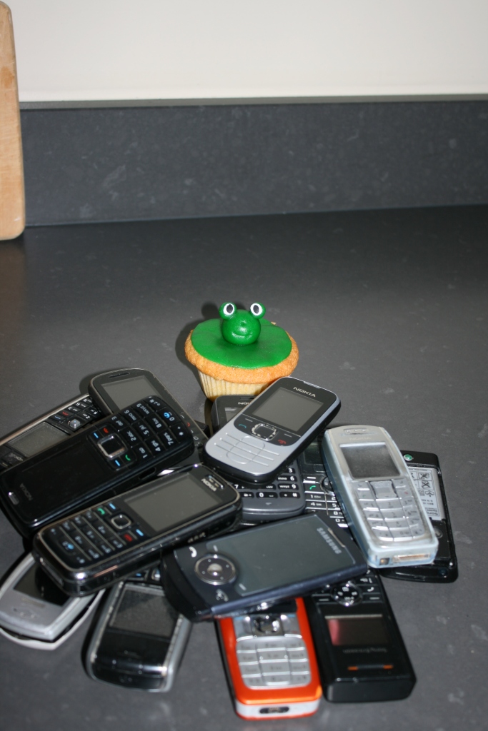 Mobieltjes met een toepasselijke Opkikker cupcake